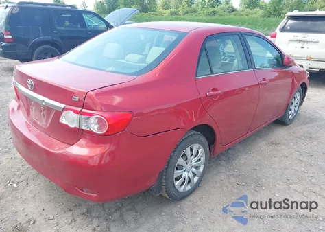 2013 Toyota Corolla Le z USA, uszkodzony, nr VIN 5YFBU4EE4DP111753
